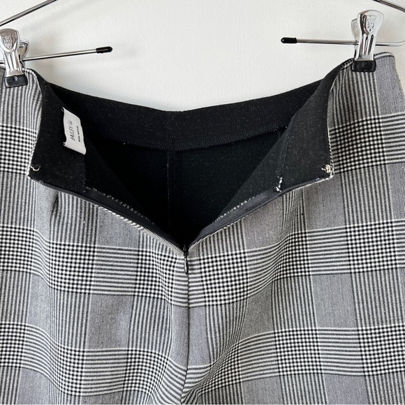 Bailey 44 Head Over Heels Plaid Pant - Picture 10 of 13